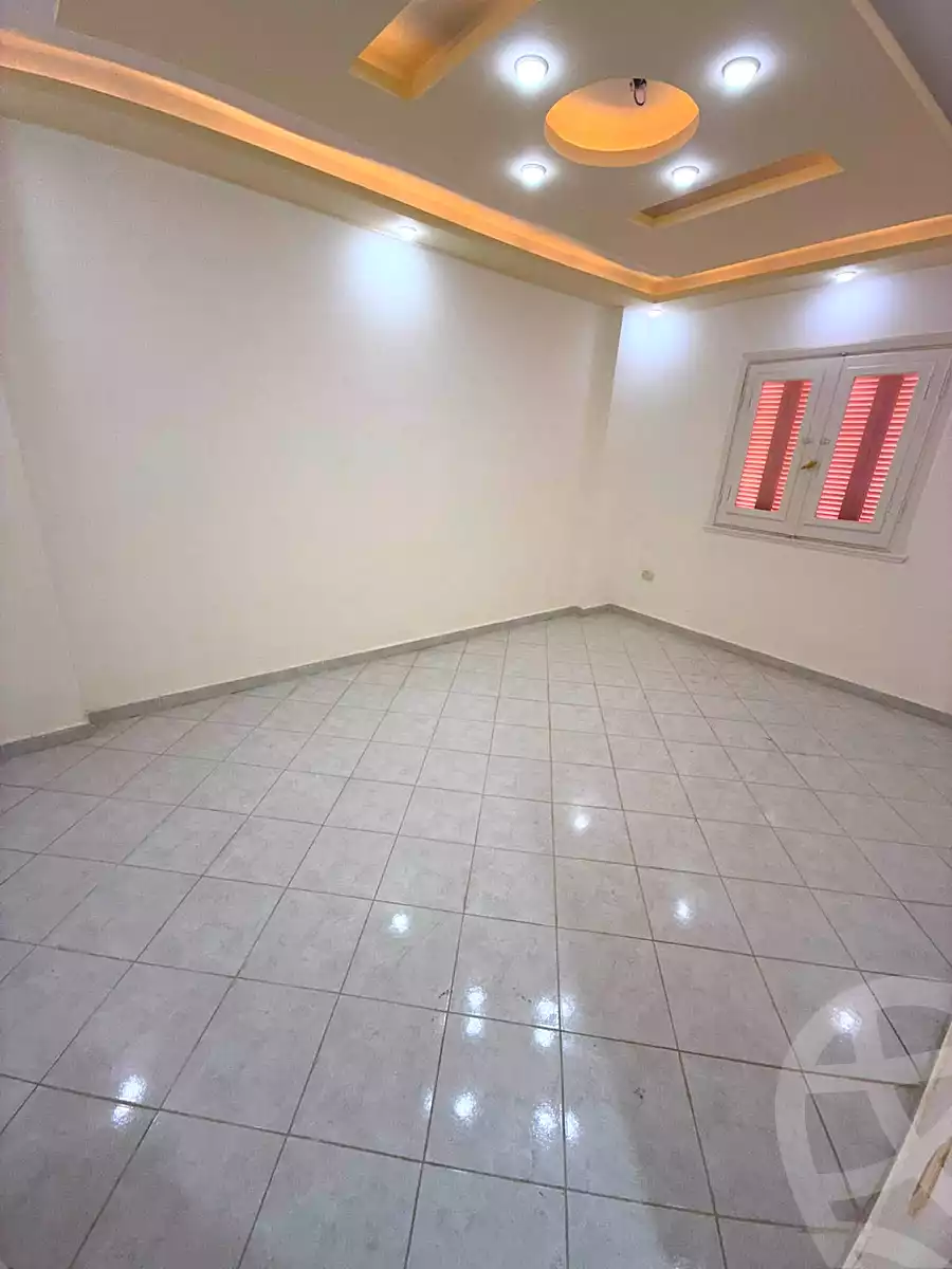https://aqarmap.com.eg/ar/listing/7251699-for-rent-alexandria-al-agamy-shataa-el-nakheel-street-63