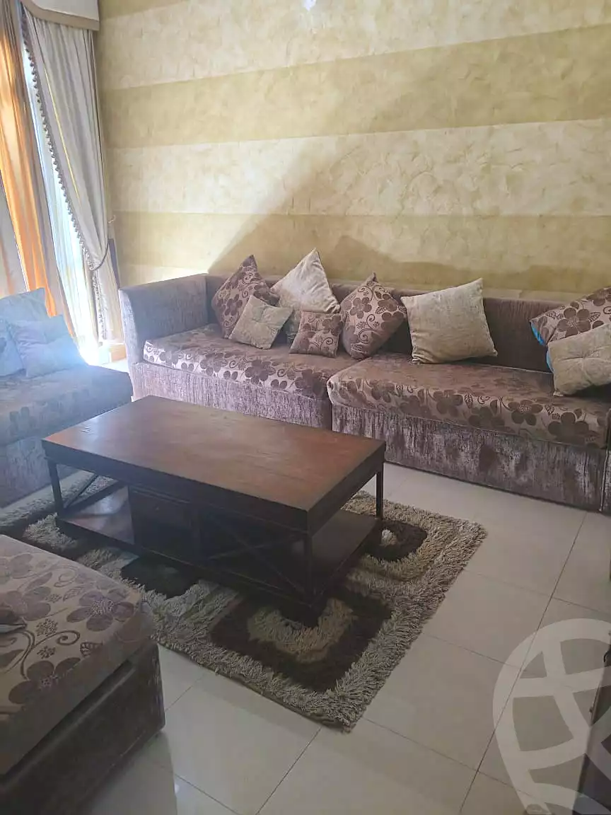 https://aqarmap.com.eg/ar/listing/7251684-for-rent-cairo-6th-of-october-el-hay-el-motamyz-fourth-touristic-village-mohamed-ahmed-barhoma-st