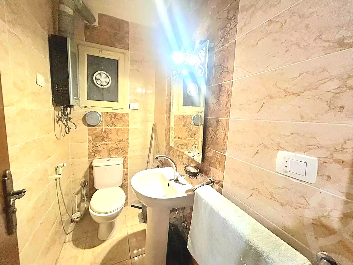https://aqarmap.com.eg/en/listing/7252558-for-sale-alexandria-camp-cesar
