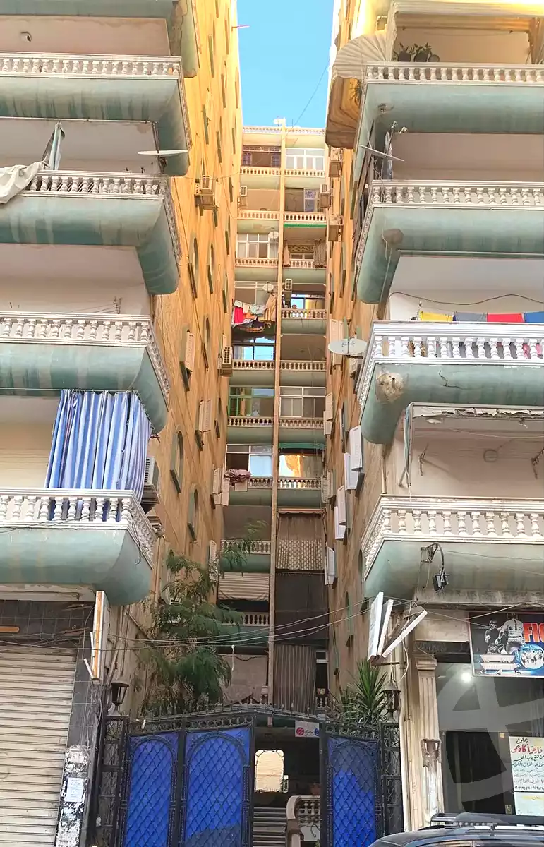 https://aqarmap.com.eg/en/listing/7252616-for-sale-alexandria-sydy-bshr-sydy-bshr-qbly