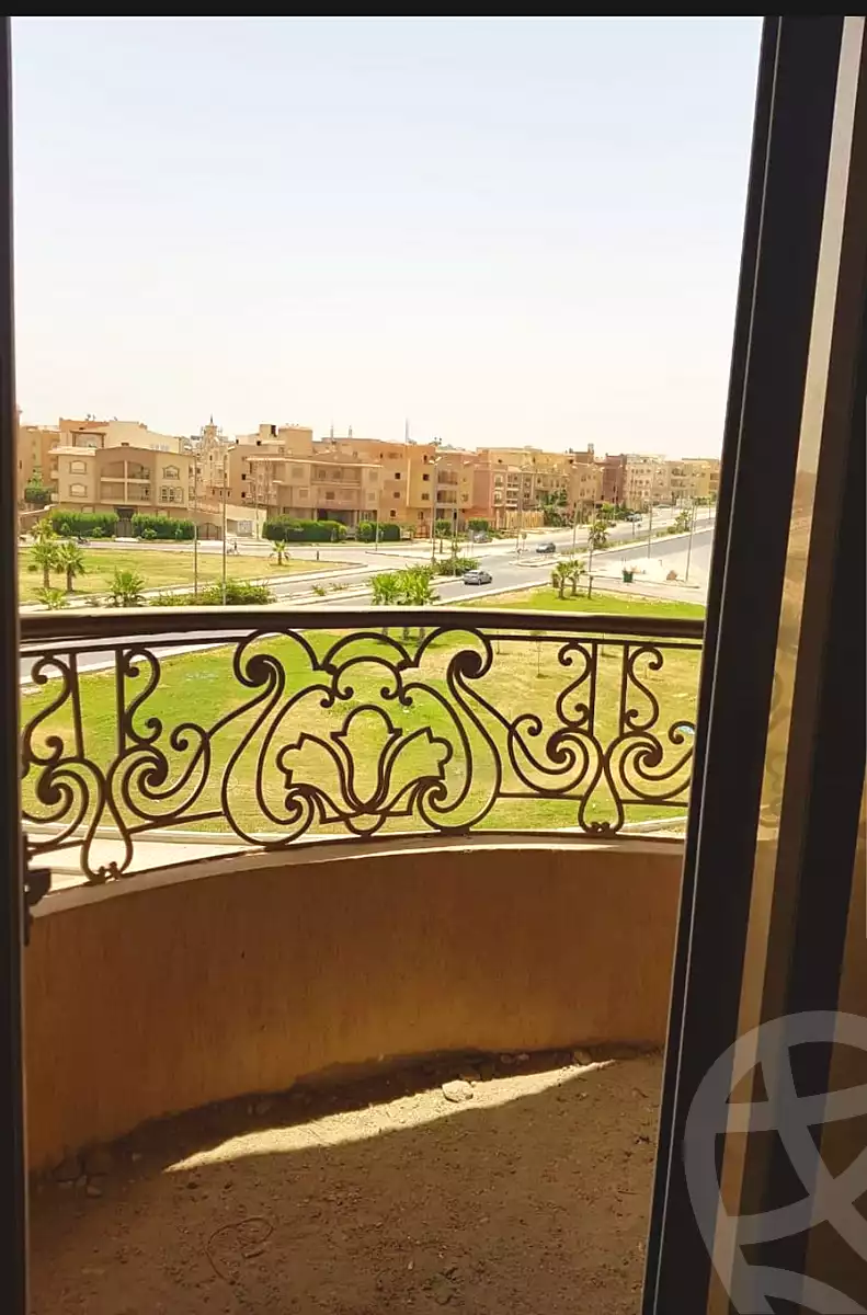 https://aqarmap.com.eg/ar/listing/7252820-for-sale-cairo-el-sheikh-zayed-city-el-hay-elthamen-area-1