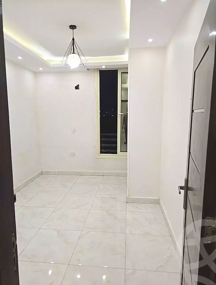 https://aqarmap.com.eg/ar/listing/7252835-for-sale-cairo-6th-of-october-el-ahyaa-neighborhood-3rd-al-hay-al-thalith-st