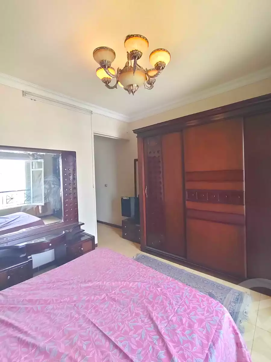 https://aqarmap.com.eg/en/listing/7252878-for-rent-cairo-el-sheikh-zayed-city-compounds-el-khamayel