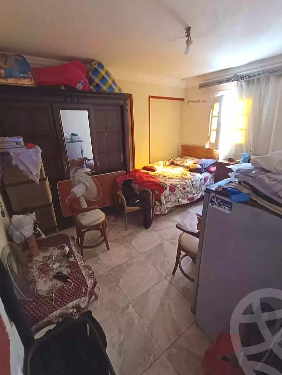 https://aqarmap.com.eg/ar/listing/7253140-for-sale-alexandria-sydy-bshr-shr-mlk-hfny