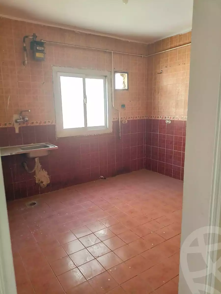 https://aqarmap.com.eg/ar/listing/7253156-for-rent-cairo-6th-of-october-el-ahyaa-neighborhood-1st
