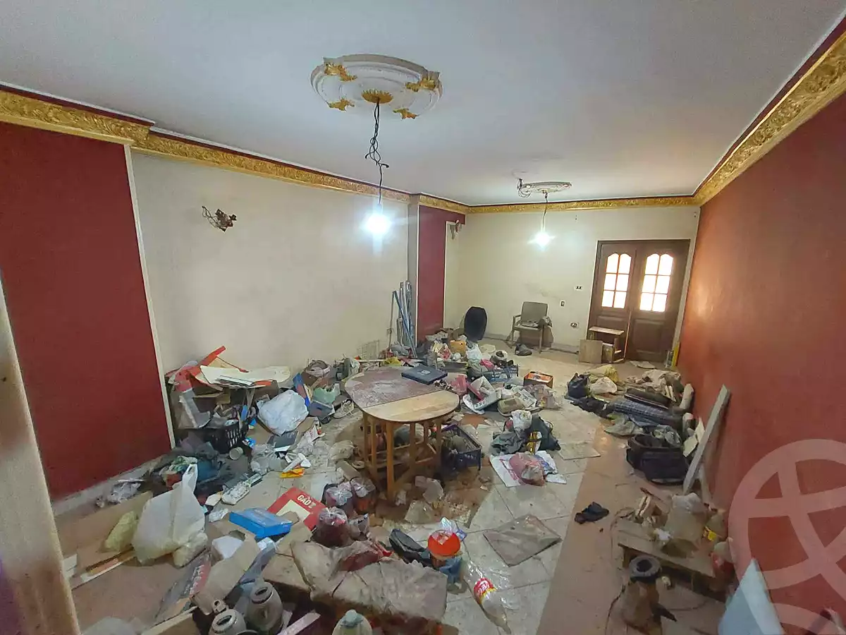 https://aqarmap.com.eg/ar/listing/7253323-for-sale-cairo-faisal-kafr-tohormos-queen-nazli-st