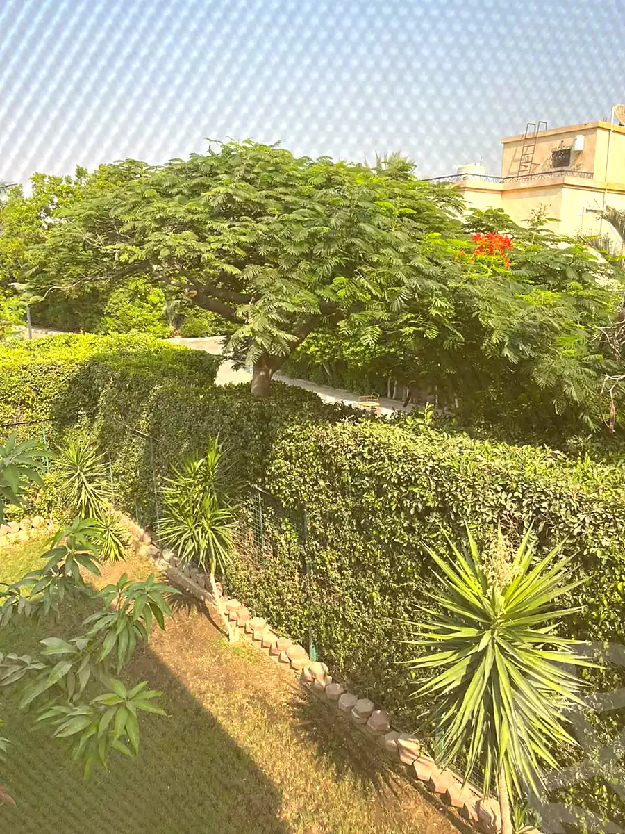 https://aqarmap.com.eg/en/listing/7171187-for-sale-cairo-new-cairo-lrhb-city-phase-1-ali-amin-st