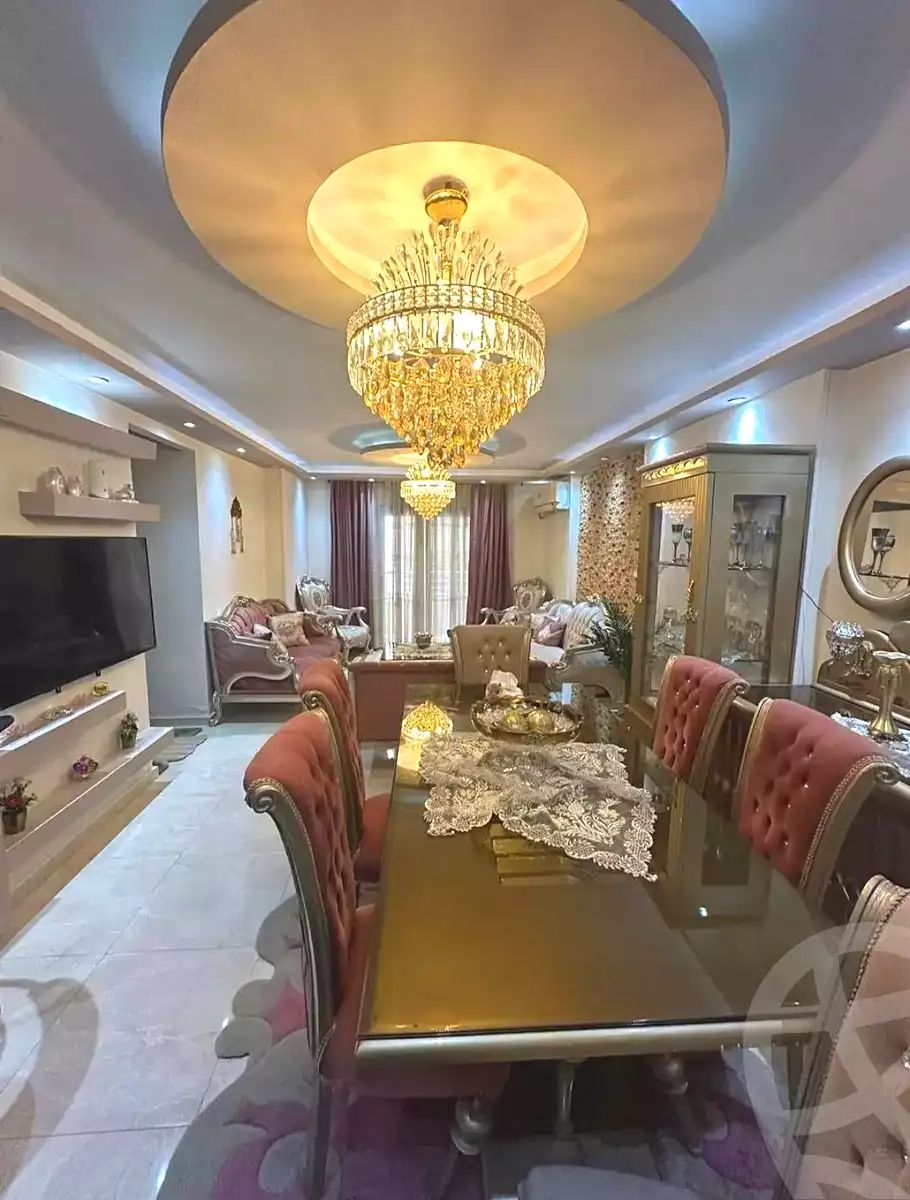 https://aqarmap.com.eg/ar/listing/7253928-for-sale-alexandria-sydy-bshr-sydy-bshr-bhry-mohamed-el-srafi-st.