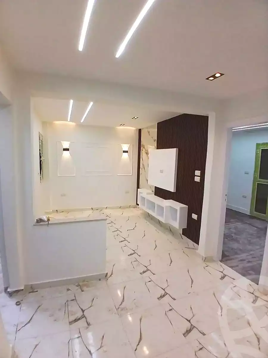 https://aqarmap.com.eg/ar/listing/7254512-for-sale-alexandria-sydy-bshr-sydy-bshr-bhry-mansour-el-qady-st