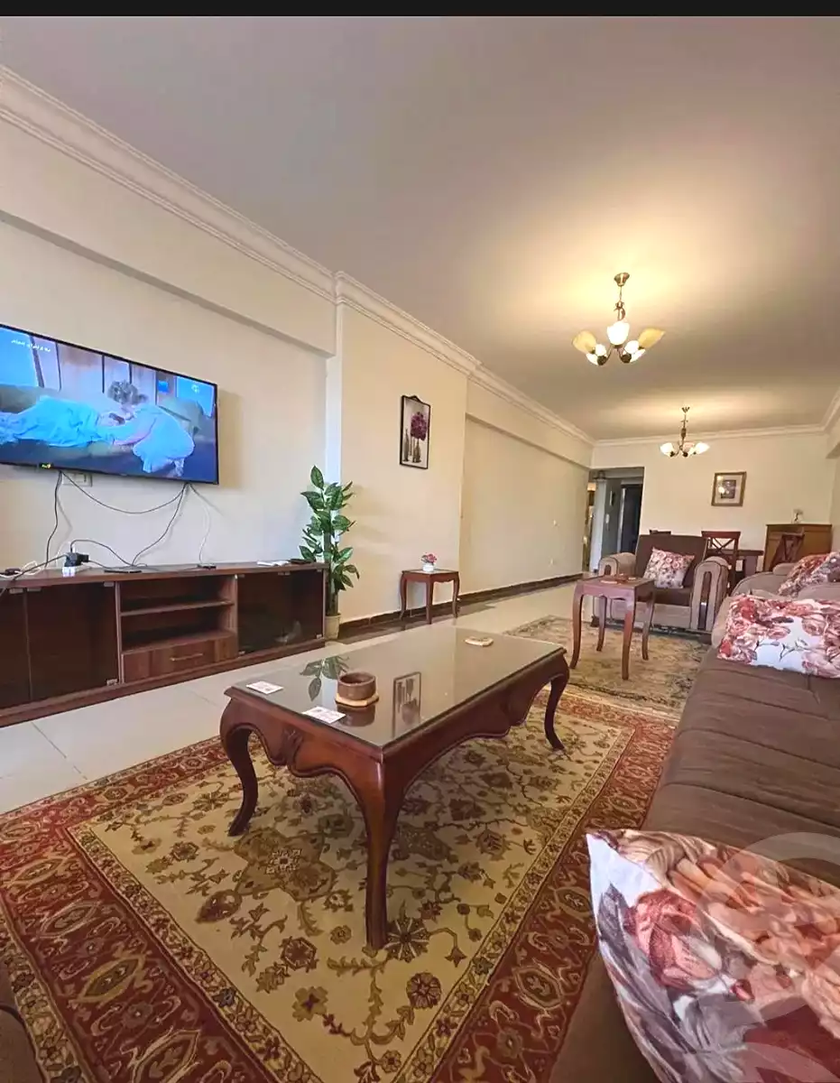 https://aqarmap.com.eg/en/listing/7254682-for-rent-20000