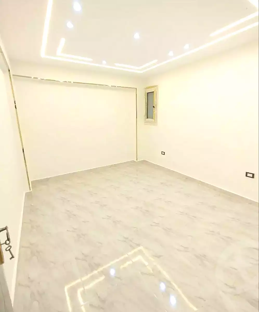 https://aqarmap.com.eg/ar/listing/7254720-for-sale-alexandria-lsywf-el-falki