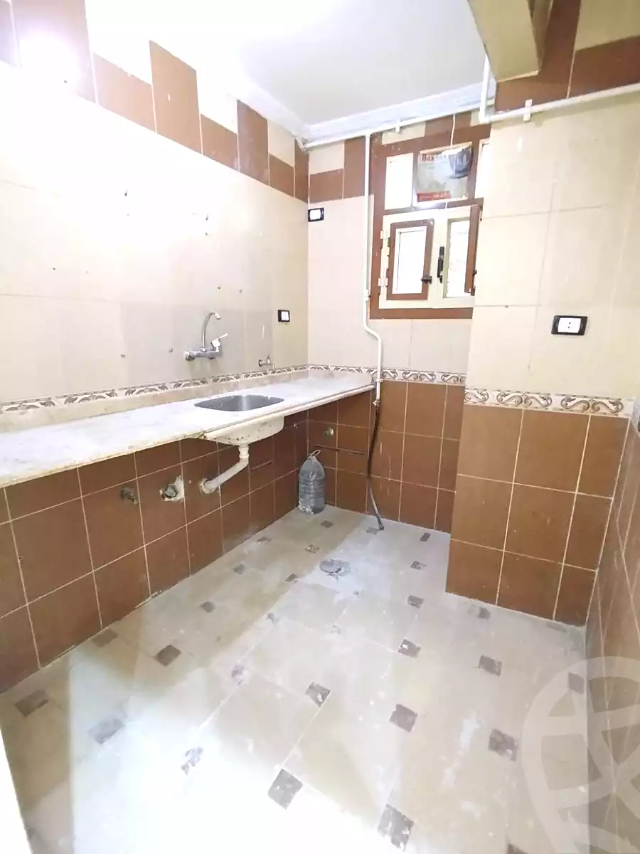 https://aqarmap.com.eg/ar/listing/7254721-for-sale-alexandria-lsywf-el-falki