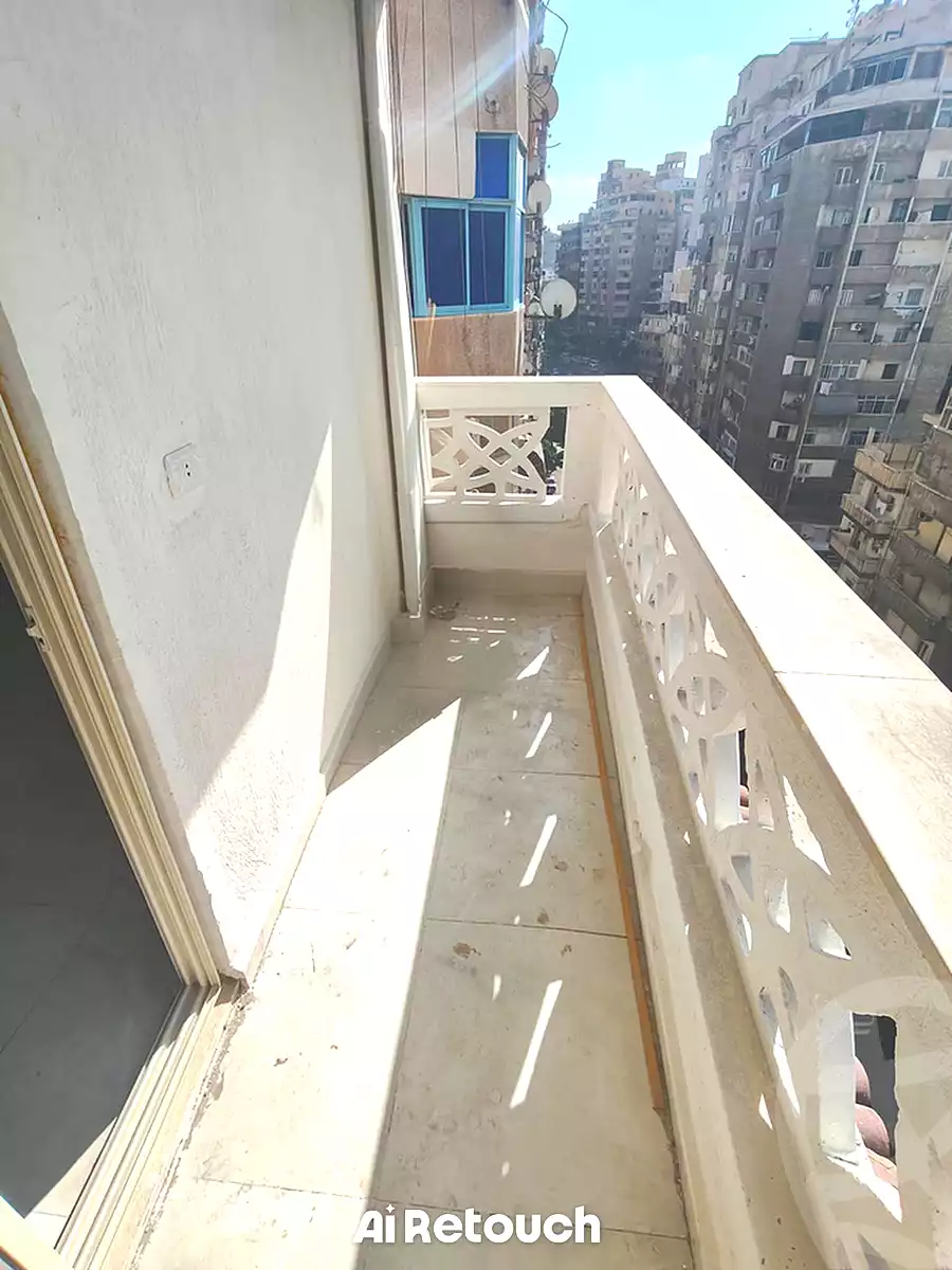 https://aqarmap.com.eg/ar/listing/7254848-for-sale-alexandria-fyktwry-shr-jml-bd-lnsr