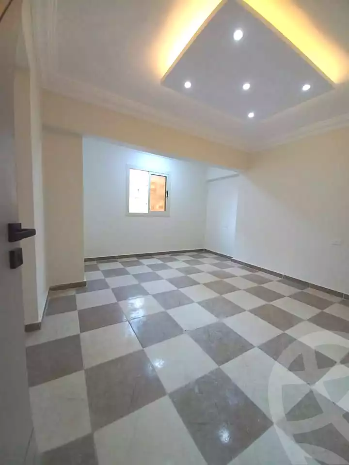 https://aqarmap.com.eg/ar/listing/7254855-for-sale-alexandria-sydy-bshr-sydy-bshr-bhry-shr-mhmd-njyb