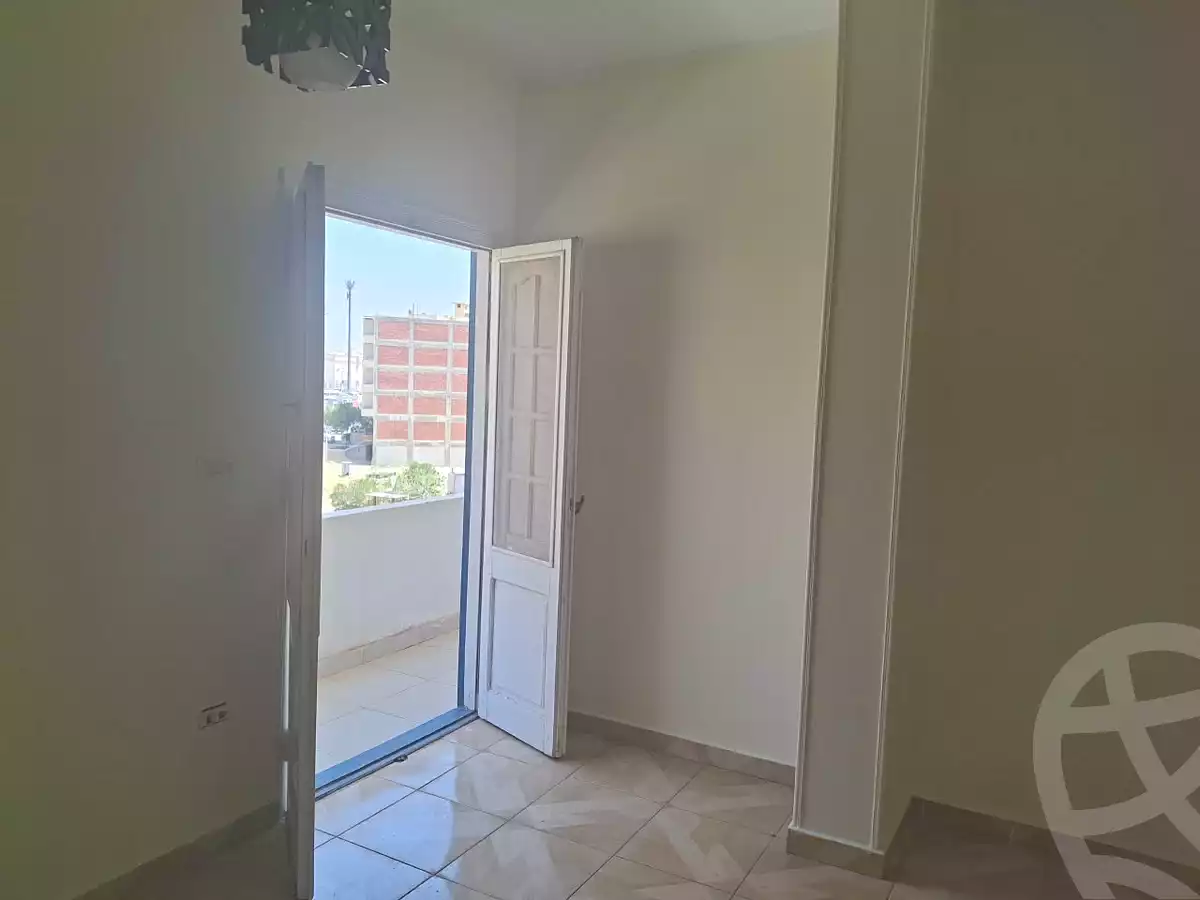 https://aqarmap.com.eg/ar/listing/7255114-for-sale-cairo-6th-of-october-el-ahyaa-neighborhood-3rd-al-hay-al-thalith-st