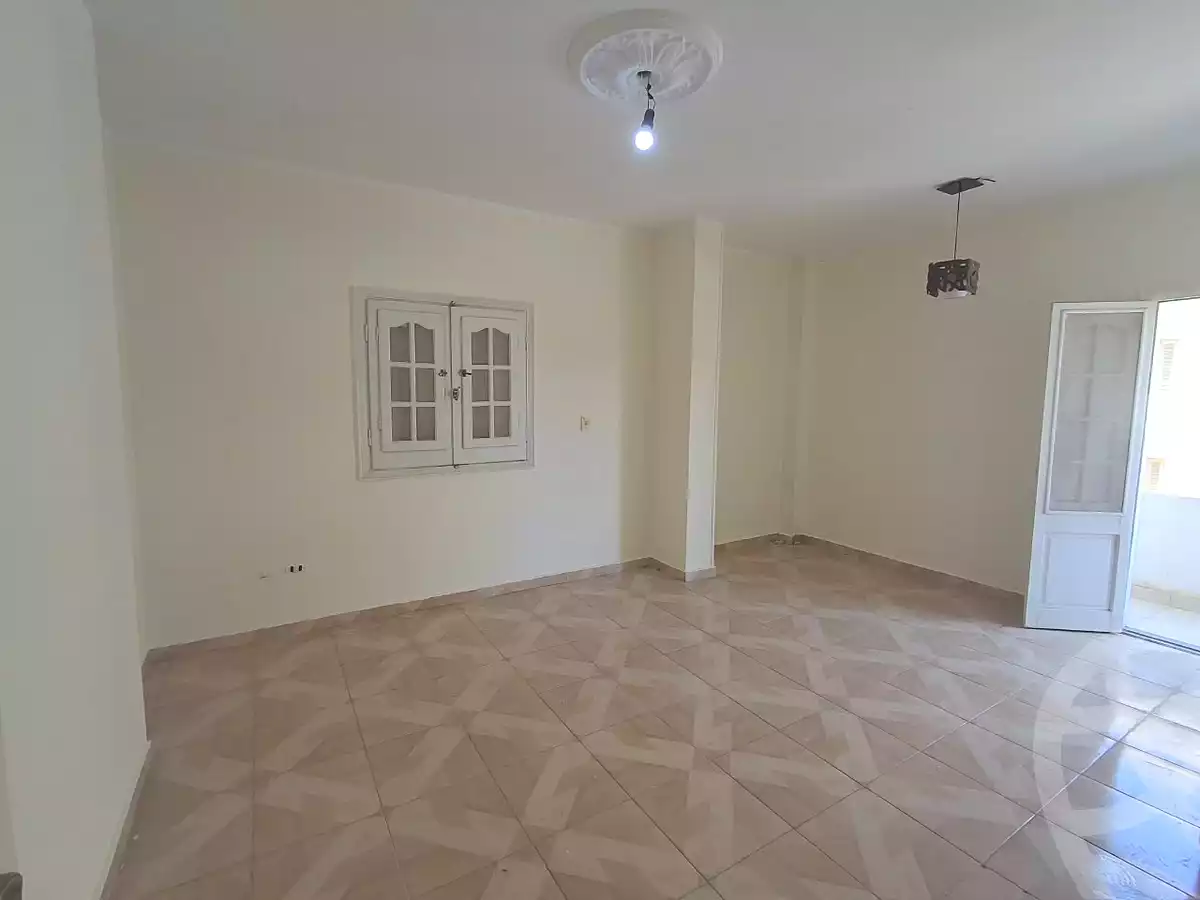 https://aqarmap.com.eg/ar/listing/7255114-for-sale-cairo-6th-of-october-el-ahyaa-neighborhood-3rd-al-hay-al-thalith-st