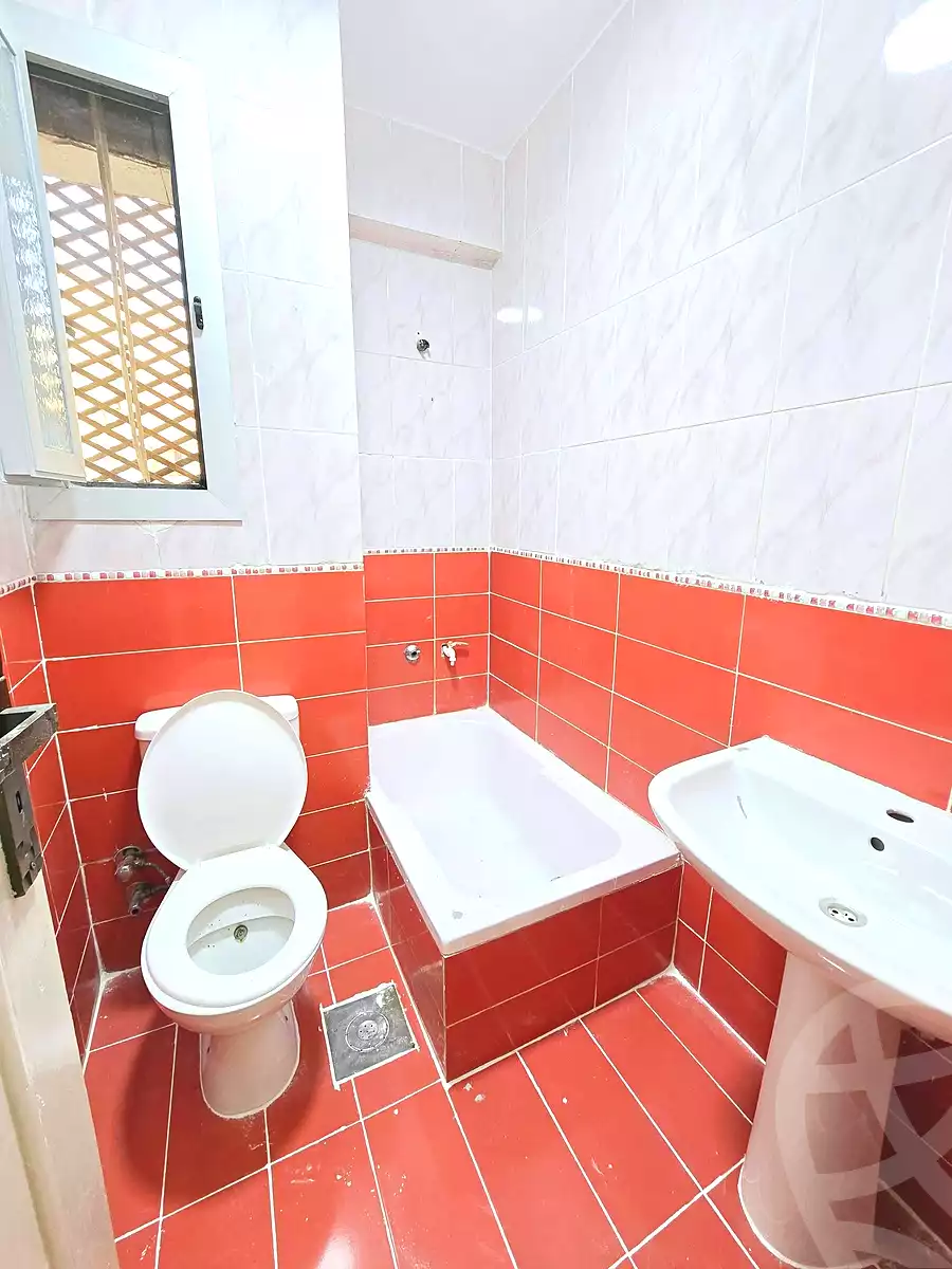 https://aqarmap.com.eg/en/listing/7255200-for-sale-alexandria-al-agamy-shataa-el-nakheel