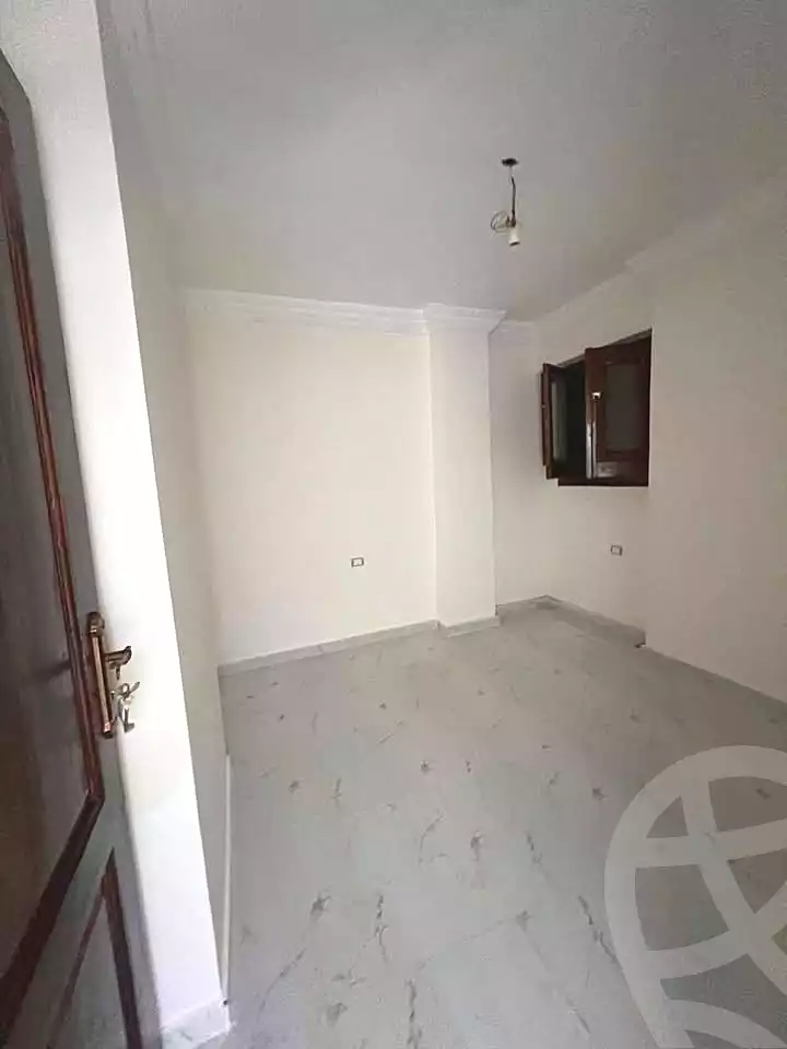 https://aqarmap.com.eg/ar/listing/7255400-for-sale-alexandria-moharram-bey-kanal-al-mahmoudeya-al-bahri-st