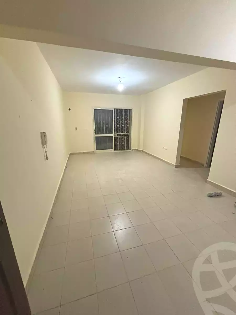 https://aqarmap.com.eg/en/listing/7255504-for-sale-cairo-el-sheikh-zayed-city-el-hay-el-thany-ashaer-al-mostakbal-buildings