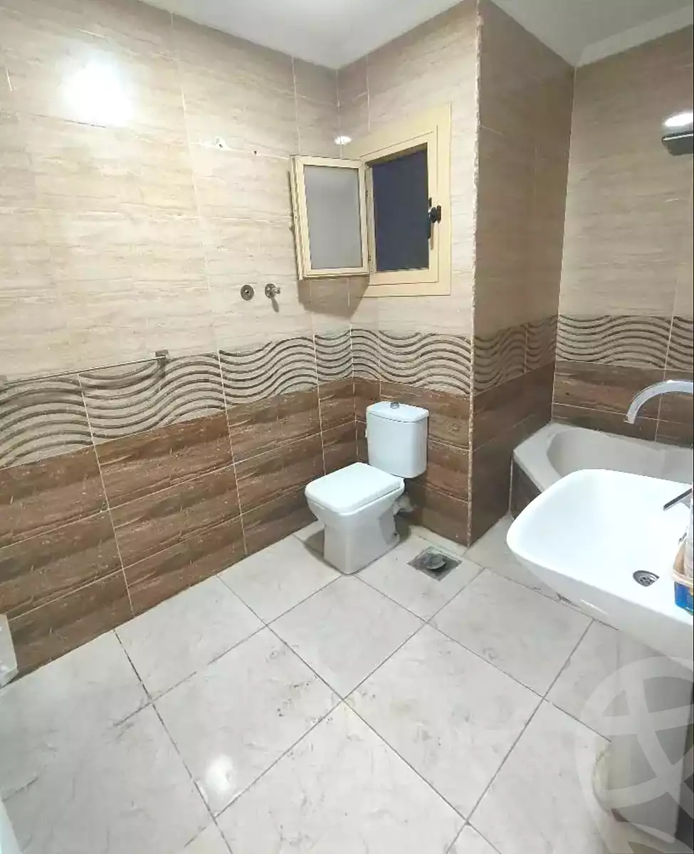 https://aqarmap.com.eg/ar/listing/7255584-for-sale-alexandria-sydy-bshr-sydy-bshr-bhry-shr-mhmwd-l-yswy