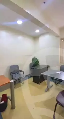 https://aqarmap.com.eg/ar/listing/7255628-for-sale-cairo-ljyz-shareaa-morad  charel degol