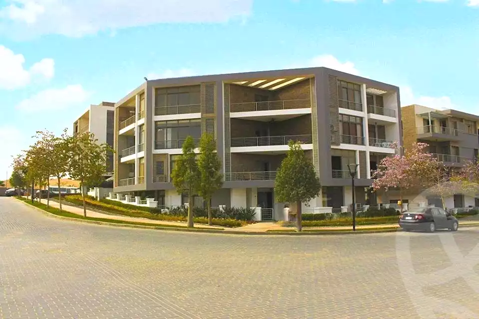 https://aqarmap.com.eg/ar/listing/7255889-for-sale-cairo-new-cairo-compounds-tag-city-shalya-taj-city