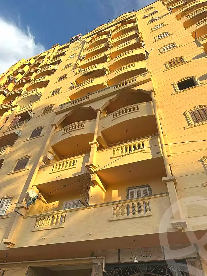 https://aqarmap.com.eg/en/listing/7256123-for-sale-alexandria-al-agamy-el-hanouvel