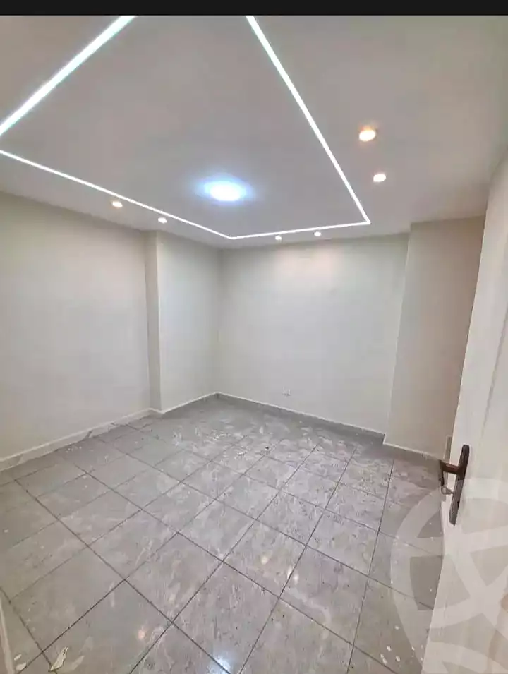 https://aqarmap.com.eg/ar/listing/7256236-for-sale-alexandria-el-asafra-l-sfr-bhry