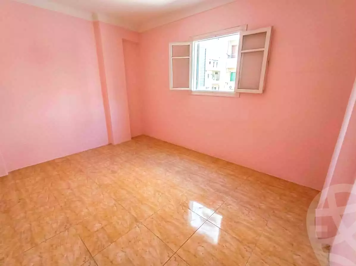 https://aqarmap.com.eg/en/listing/7256340-for-sale-alexandria-al-mamoura-el-maamora-el-balad