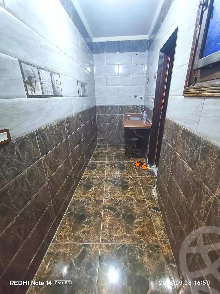 https://aqarmap.com.eg/en/listing/7256380-for-sale-alexandria-el-asafra-l-sfr-qbly