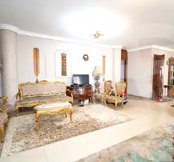 https://aqarmap.com.eg/ar/listing/7256381-for-sale-alexandria-camp-cesar-port-said-street