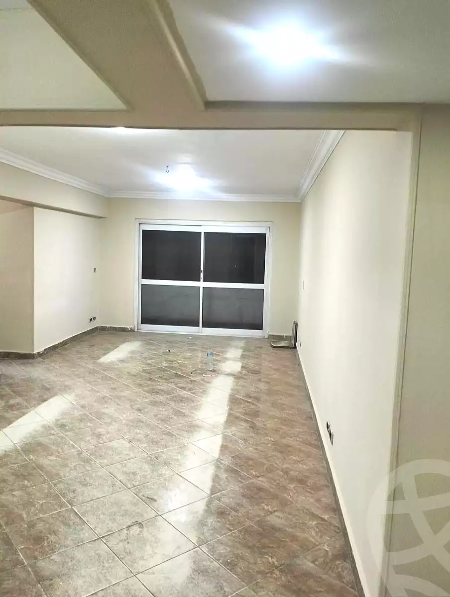 https://aqarmap.com.eg/ar/listing/7256434-for-rent-cairo-helwan-helwan-el-sharkeya-ryad-pasha-st