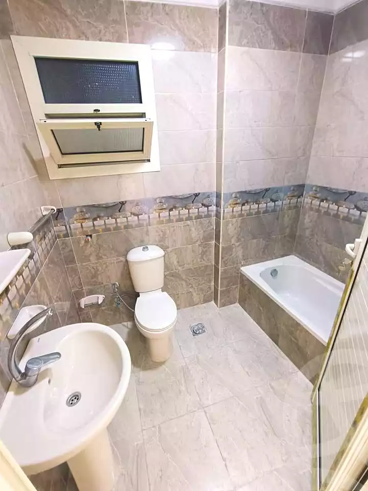 https://aqarmap.com.eg/en/listing/7256473-for-sale-alexandria-el-asafra-shr-jml-bd-lnsr