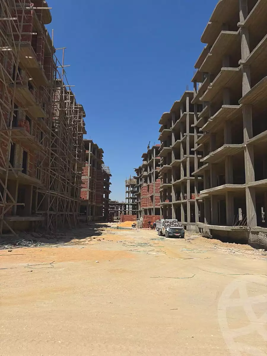 https://aqarmap.com.eg/en/listing/7256653-for-sale-cairo-6th-of-october-hadaeq-october-compounds-up-west-compound-jumeirah