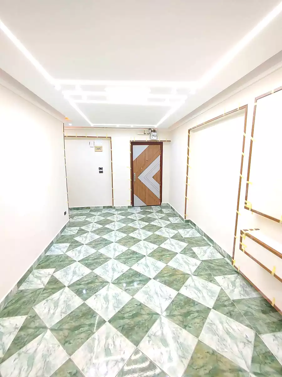 https://aqarmap.com.eg/ar/listing/7256879-for-sale-alexandria-lsywf-el-falki