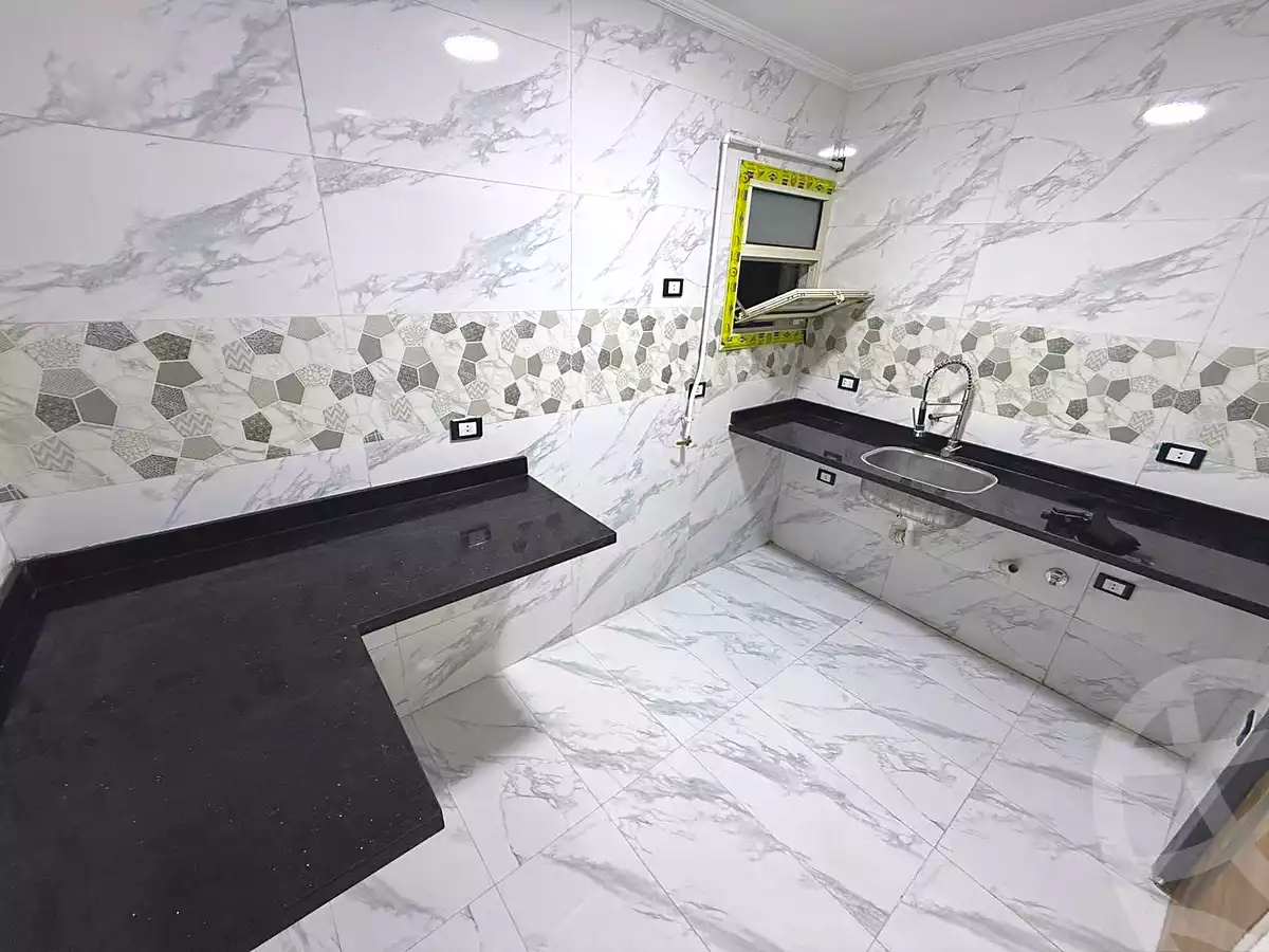 https://aqarmap.com.eg/ar/listing/7256893-for-sale-alexandria-el-asafra-shr-45