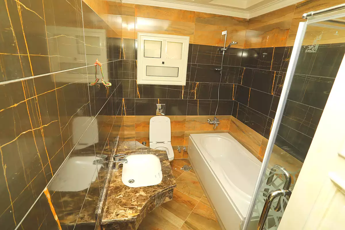 https://aqarmap.com.eg/en/listing/7257095-for-sale-cairo-new-cairo-madinaty-lmntq-lwl-fylt-group-9