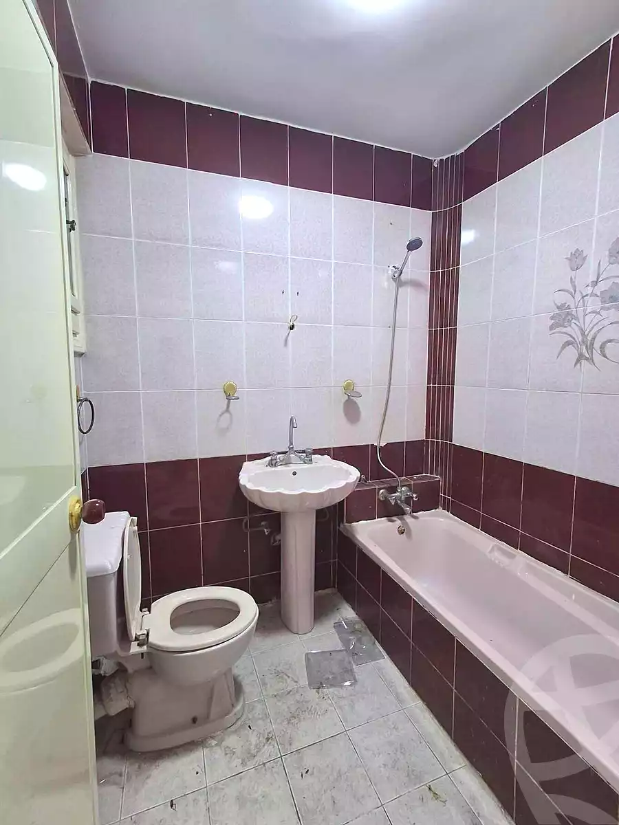 https://aqarmap.com.eg/ar/listing/7257411-for-sale-alexandria-al-agamy-lbytsh-saad-zaghloul-st