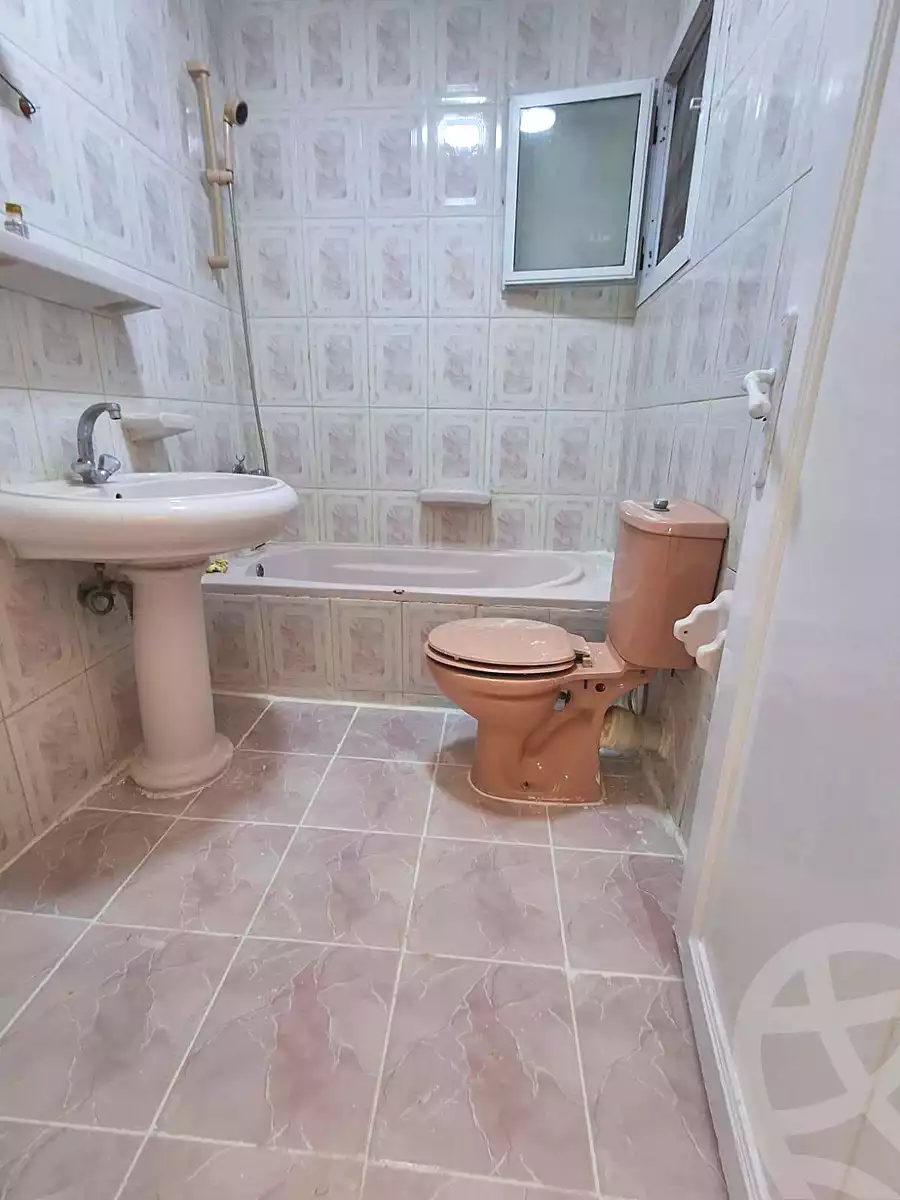 https://aqarmap.com.eg/en/listing/7257470-for-sale-alexandria-al-agamy-shataa-el-nakheel