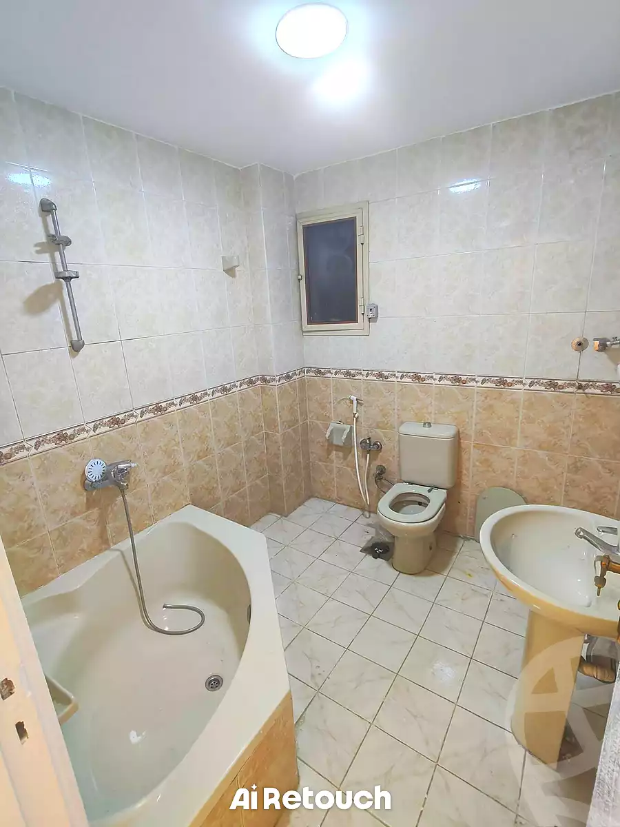 https://aqarmap.com.eg/en/listing/7257480-for-sale-alexandria-sydy-bshr