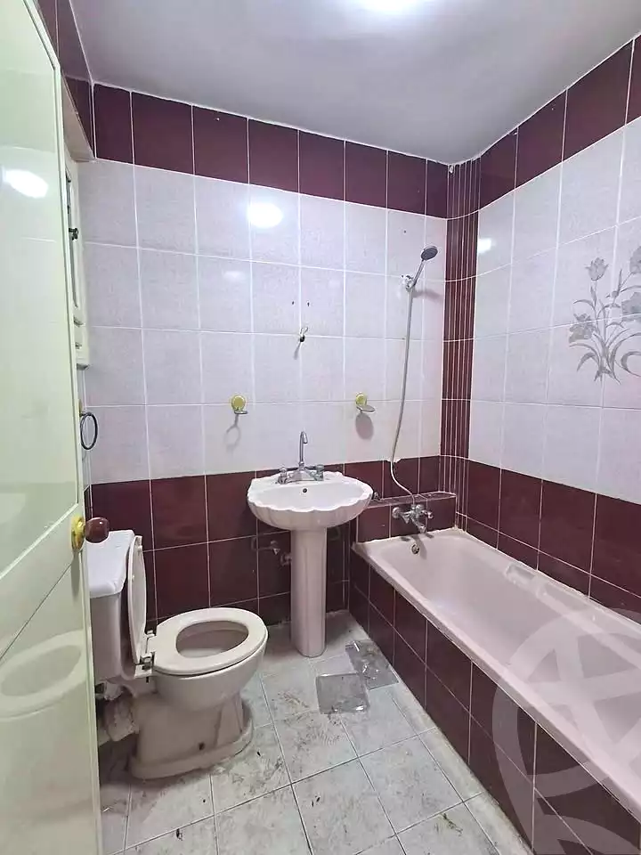 https://aqarmap.com.eg/ar/listing/7257497-for-sale-alexandria-al-agamy-lbytsh-saad-zaghloul-st