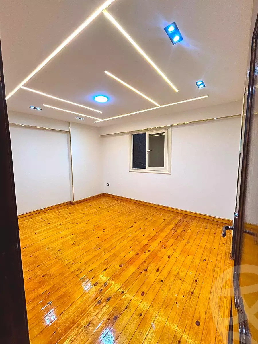 https://aqarmap.com.eg/ar/listing/7257541-for-sale-alexandria-sydy-bshr-sydy-bshr-bhry-shr-lsg-mhmd-bd-lslm