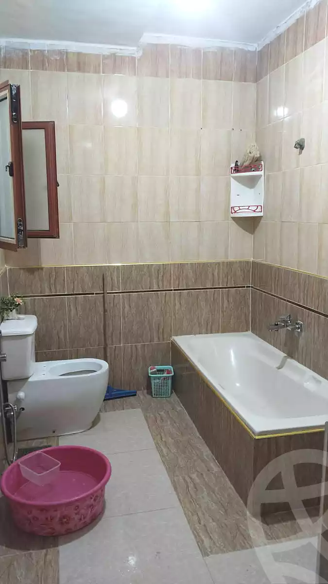 https://aqarmap.com.eg/ar/listing/7257738-for-rent-alexandria-al-agamy-el-hanouvel-al-haded-we-al-soulb-st