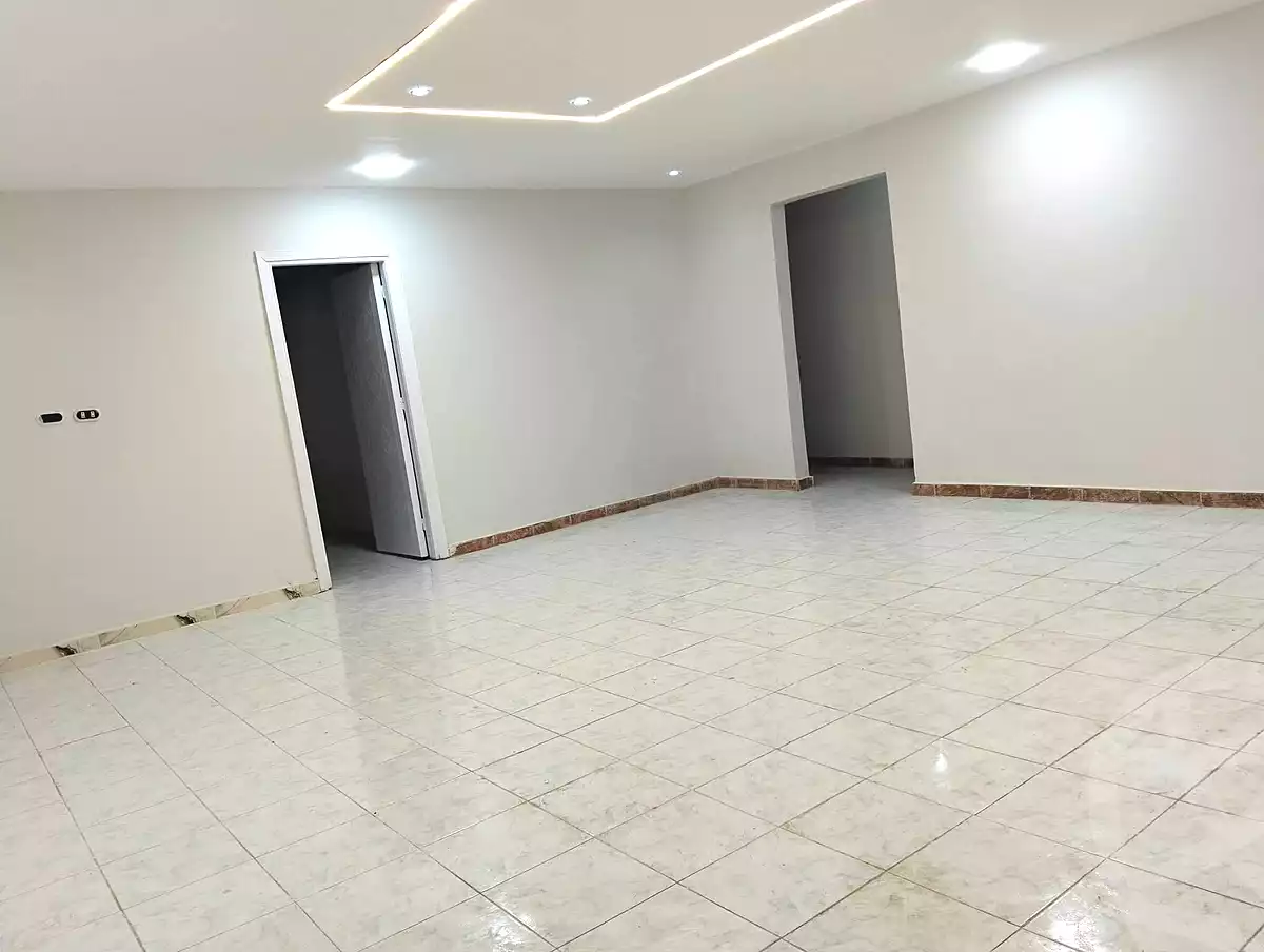 https://aqarmap.com.eg/en/listing/7257765-for-sale-alexandria-al-agamy-el-hanouvel-radwan-st