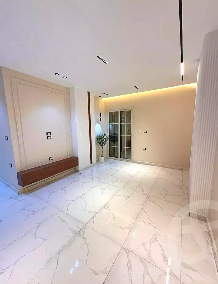 https://aqarmap.com.eg/ar/listing/7257830-for-sale-cairo-hadayek-el-ahram-mntq-h