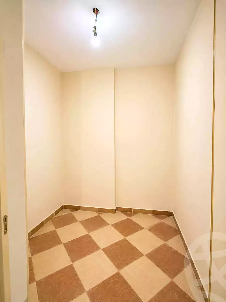 https://aqarmap.com.eg/en/listing/7257860-for-sale-cairo-ain-shams-jsr-lswys-el-arbaeen-st