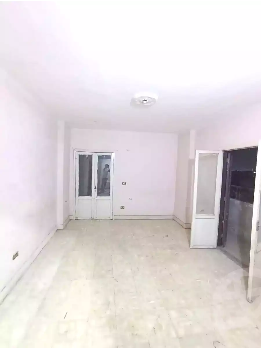 https://aqarmap.com.eg/ar/listing/7257842-for-sale-cairo-helwan-mnshy-yn-hlwn-rael-st