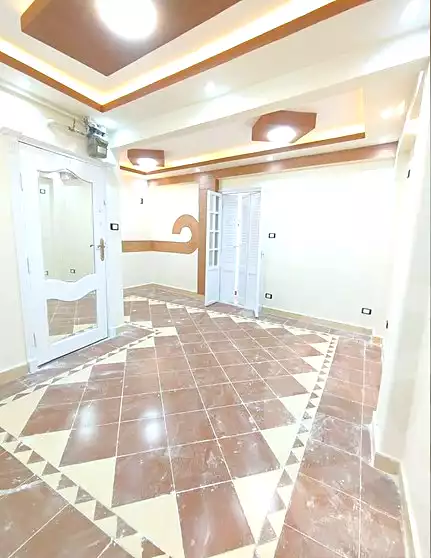 https://aqarmap.com.eg/ar/listing/7258121-for-sale-alexandria-lsywf-el-falki
