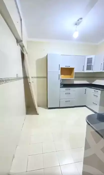 https://aqarmap.com.eg/ar/listing/7258132-for-sale-cairo-el-zaytun-hlmy-lzytwn-ibn-el-hakam-sq