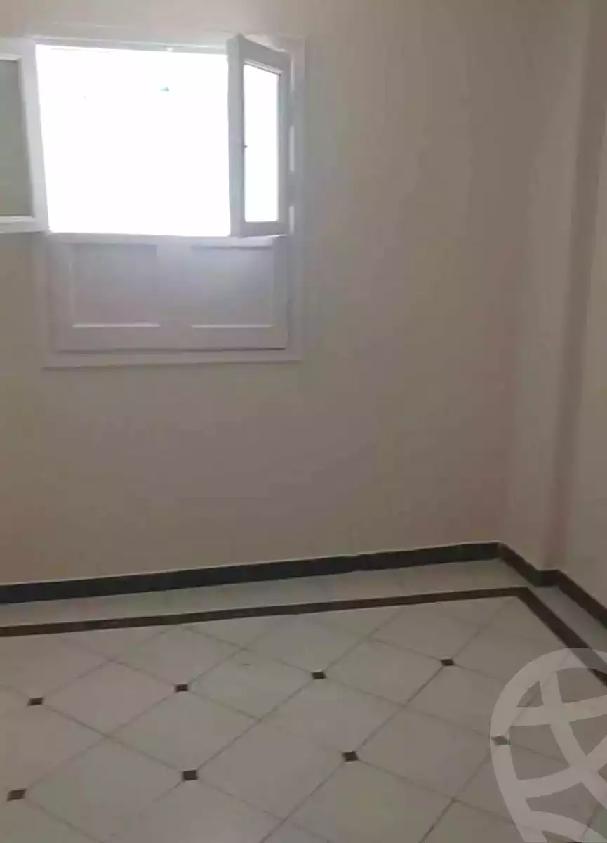 https://aqarmap.com.eg/ar/listing/7258173-for-sale-alexandria-el-asafra-shr-45